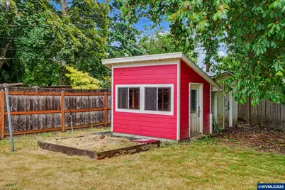 1695 NW Arthur Cir, Corvallis, OR 97330 - Photo 31