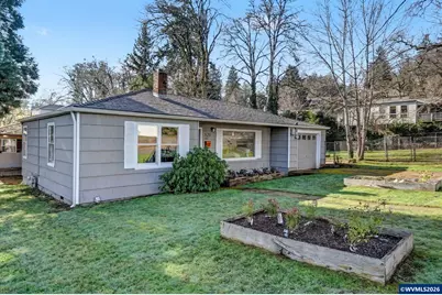 820 West Vista Av S, Salem, OR 97302 - Photo 3