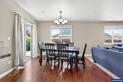 511 Paradise St, Woodburn, OR 97071 - Photo 11