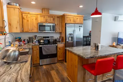 233 S 15th St, Philomath, OR 97370 - Photo 23