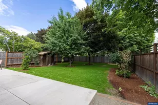 233 S 15th St, Philomath, OR 97370 - Photo 41