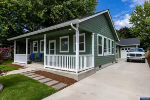 233 S 15th St, Philomath, OR 97370 - Photo 5