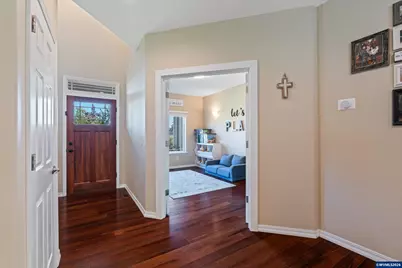 207 Sweden Cir, Silverton, OR 97381 - Photo 7