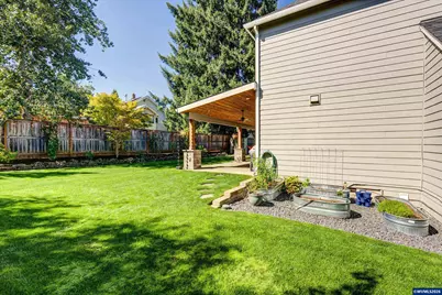 207 Sweden Cir, Silverton, OR 97381 - Photo 45