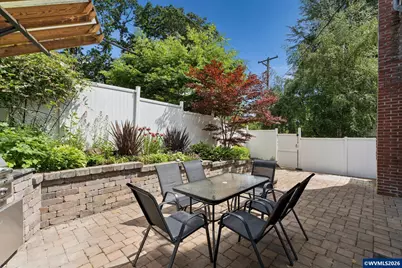 1605 Summer St SE, Salem, OR 97302 - Photo 31