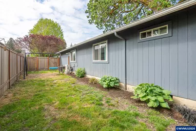 209 E North St, Newberg, OR 97132 - Photo 29