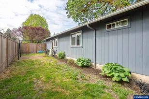 209 E North St, Newberg, OR 97132 - Photo 29