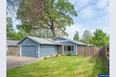 209 E North St, Newberg, OR 97132 - Photo 3