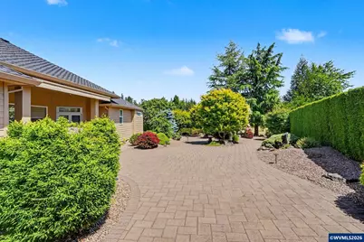 3590 Deerfield Dr S, Salem, OR 97302 - Photo 7