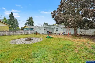 243 NW Sunny Dr, Dallas, OR 97338 - Photo 25