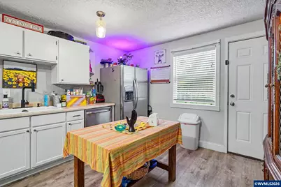243 NW Sunny Dr, Dallas, OR 97338 - Photo 9