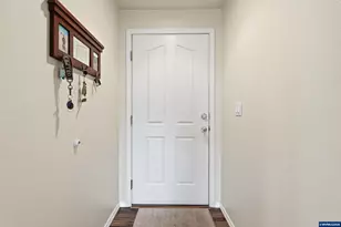 6495 Honeywood Ct NE, Keizer, OR 97303 - Photo 19
