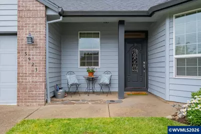 5923 Mission Hills St SE, Salem, OR 97306 - Photo 3