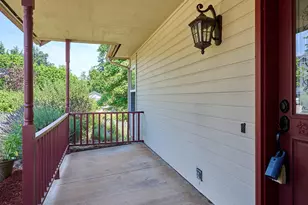 80 Sweden Cir, Silverton, OR 97381 - Photo 3