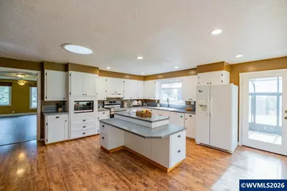 32816 Hartless Hill Ln, Philomath, OR 97370 - Photo 17