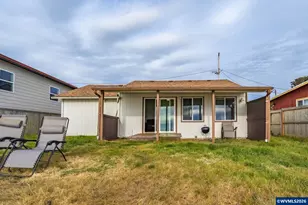 1933 NW Harbor Ave, Lincoln City, OR 97367 - Photo 3