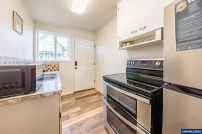 1933 NW Harbor Av, Lincoln City, OR 97367 - Photo 21
