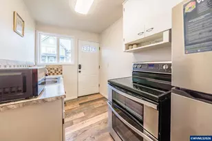 1933 NW Harbor Ave, Lincoln City, OR 97367 - Photo 21