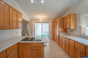 40459 Linn Haven Lp, Lebanon, OR 97355 - Photo 9