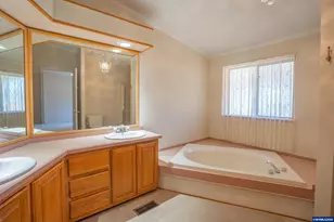 40459 Linn Haven Lp, Lebanon, OR 97355 - Photo 7