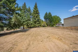 40459 Linn Haven Lp, Lebanon, OR 97355 - Photo 3