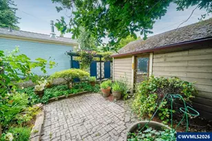 404 SW 6th St, Corvallis, OR 97333 - Photo 47