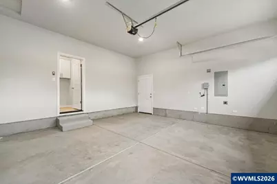 258 NW Royal Av, Dallas, OR 97338 - Photo 19