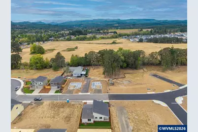 258 NW Royal Av, Dallas, OR 97338 - Photo 21
