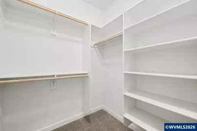 258 NW Royal Av, Dallas, OR 97338 - Photo 13