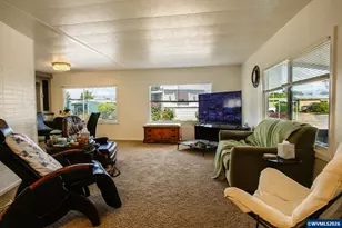 2232 42nd Ave SE, Salem, OR 97317 - Photo 7