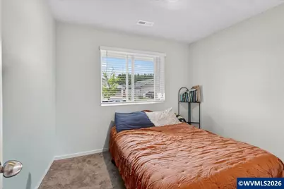 2081 Luna Wy, Lebanon, OR 97355 - Photo 7