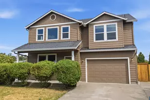 827 Millstream Pl NE, Albany, OR 97322 - Photo 3