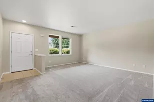 827 Millstream Pl NE, Albany, OR 97322 - Photo 11