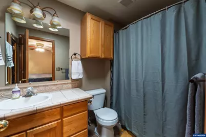 3002 S 7th Pl, Lebanon, OR 97355 - Photo 25