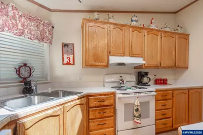 1401 W Ellendale (98) Av #98, Dallas, OR 97338 - Photo 23