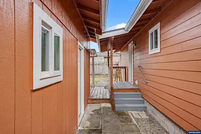 1805 48th Av SE, Albany, OR 97322 - Photo 27