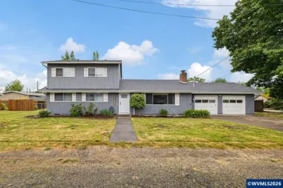 430 N 6th St, Harrisburg, OR 97446 - Photo 1