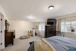 430 N 6th St, Harrisburg, OR 97446 - Photo 27
