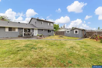 430 N 6th St, Harrisburg, OR 97446 - Photo 37