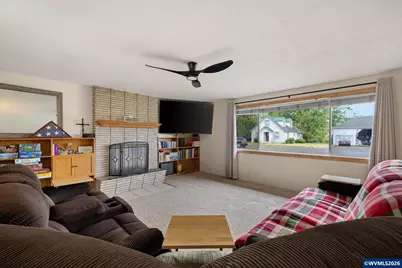 430 N 6th St, Harrisburg, OR 97446 - Photo 9