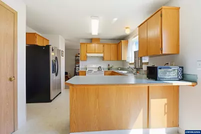 147 E Fir Dr, Gervais, OR 97026 - Photo 11