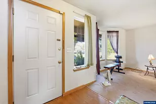 147 E Fir Dr, Gervais, OR 97026 - Photo 5