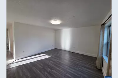 4085 Glenwood Dr SE, Salem, OR 97317 - Photo 13