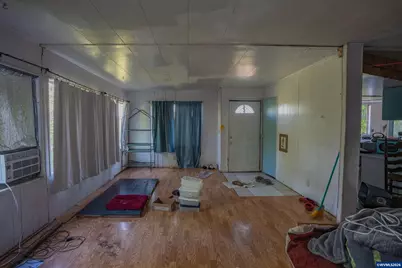 40227 Hilltop Dr, Lebanon, OR 97355 - Photo 13