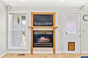 1942 Waymire St NW, Salem, OR 97304 - Photo 15
