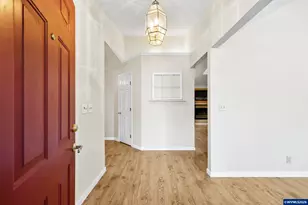 1942 Waymire St NW, Salem, OR 97304 - Photo 5