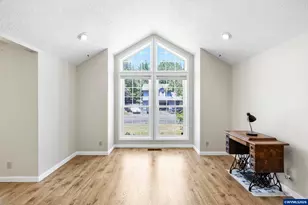 1942 Waymire St NW, Salem, OR 97304 - Photo 9