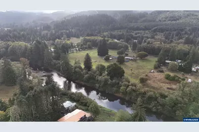 317 SE Swan Av, Siletz, OR 97380 - Photo 19