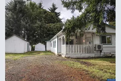 317 SE Swan Av, Siletz, OR 97380 - Photo 3