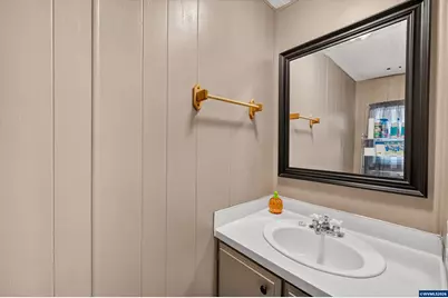 450 SE Lacreole Dr #129, Dallas, OR 97338 - Photo 19